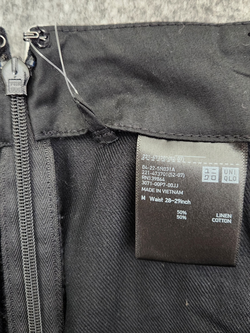 NWT Uniqlo Linen Cotton Cargo Skort Women's M Black Schoolgirl Outdoor Comfort - Picture 3 of 7